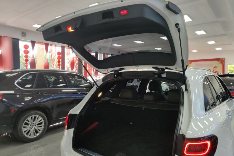 Used Mercedes-Benz GLC 2020 GLC 260 L 4MATIC Luxury Model Trunk