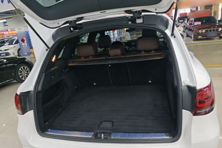 Used Mercedes-Benz GLC 2020 Facelifted GLC 260 L 4MATIC Dynamic Edition Trunk