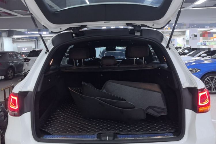 Used Mercedes-Benz GLC 2020 GLC 300 L 4MATIC Dynamic Edition Trunk