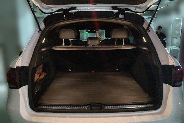 Used Mercedes-Benz GLC 2020 Facelifted GLC 260 L 4MATIC Dynamic Edition Trunk