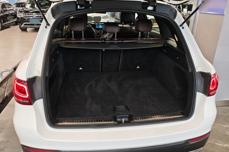 Used Mercedes-Benz GLC 2020 Facelifted GLC 260 L 4MATIC Dynamic Edition Trunk