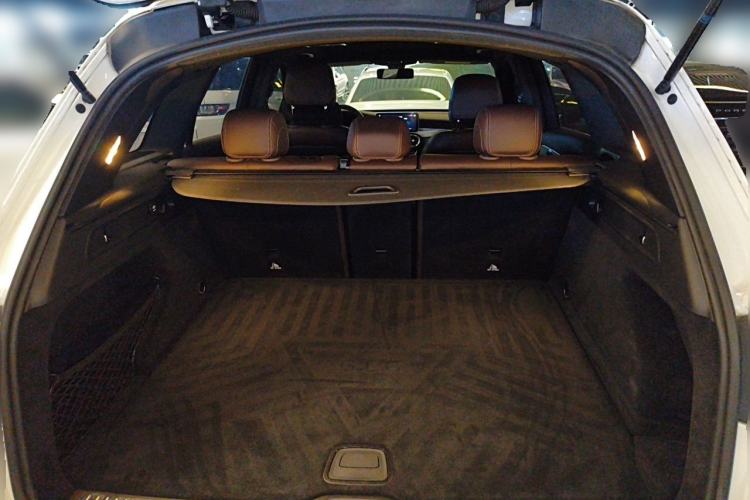 Used Mercedes-Benz GLC 2020 Facelifted GLC 260 L 4MATIC Dynamic Edition Trunk
