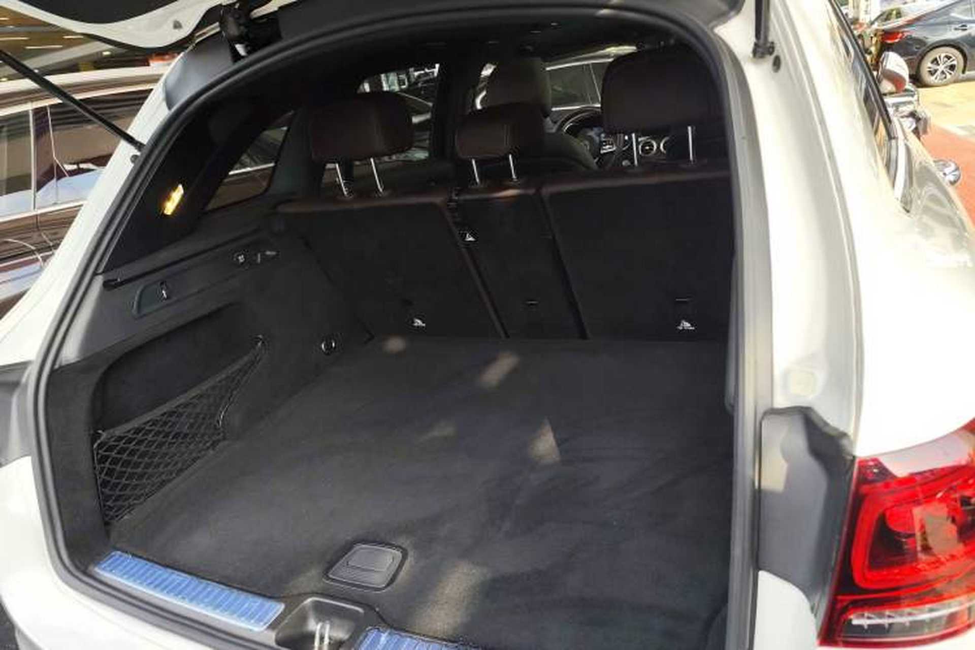 Used Mercedes-Benz GLC 2020 GLC 300 L 4MATIC Dynamic Edition Trunk