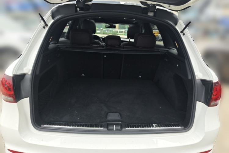 Used Mercedes-Benz GLC 2020 Facelift GLC 260 L 4MATIC Luxury Edition Trunk