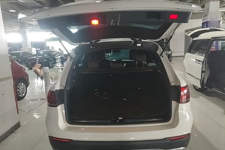 Used Mercedes-Benz GLC 2020 Facelifted GLC 260 L 4MATIC Dynamic Edition Trunk