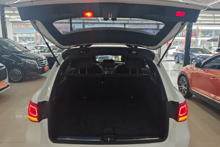 Used Mercedes-Benz GLC 2020 GLC 300 L 4MATIC Dynamic Edition Trunk