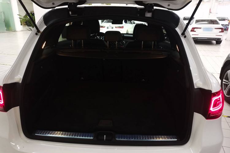Used Mercedes-Benz GLC 2020 GLC 300 L 4MATIC Dynamic Edition Trunk