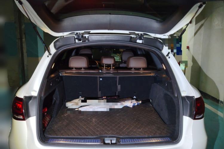 Used Mercedes-Benz GLC 2020 Facelift GLC 300 L 4MATIC Dynamic Edition Trunk
