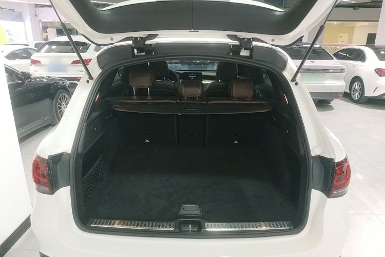 Used Mercedes-Benz GLC 2020 Facelifted GLC 260 L 4MATIC Dynamic Edition Trunk