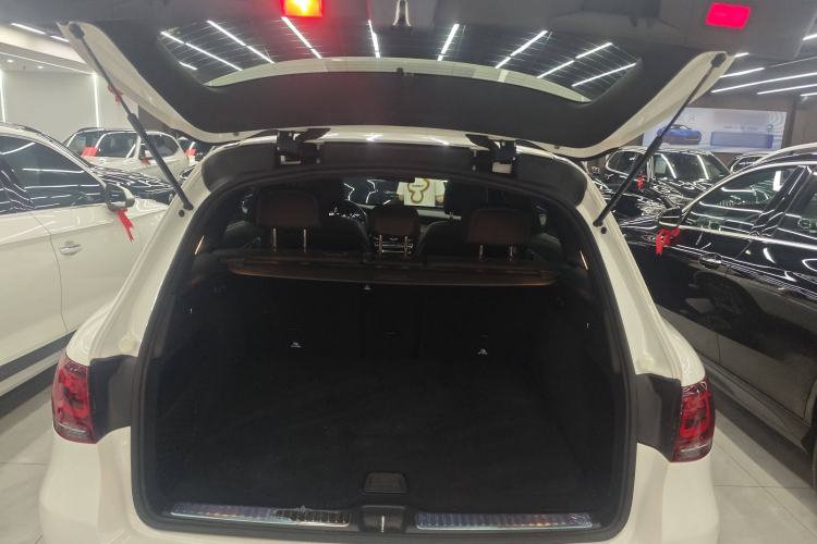 Used Mercedes-Benz GLC 2020 Facelifted GLC 260 L 4MATIC Dynamic Edition Trunk