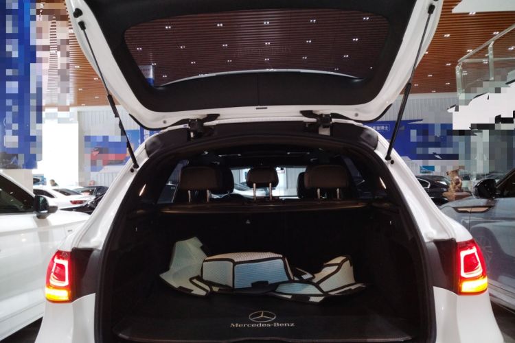 Used Mercedes-Benz GLC 2020 Facelift GLC 300 L 4MATIC Dynamic Edition Trunk