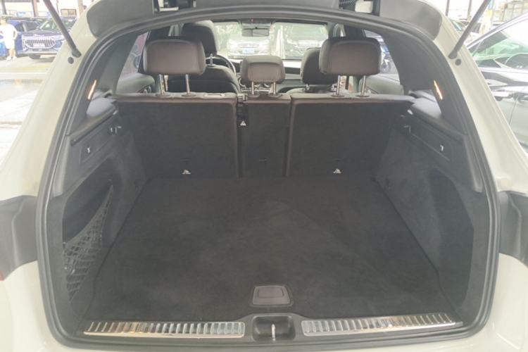 Used Mercedes-Benz GLC 2020 Facelifted GLC 300 L 4MATIC Luxury Edition Trunk