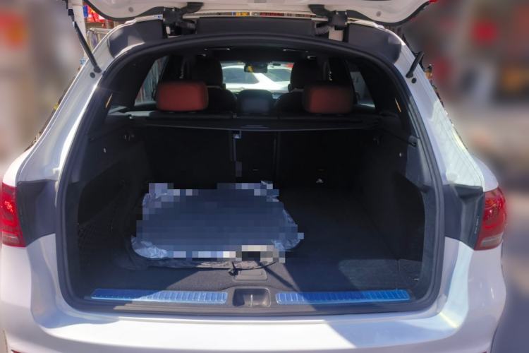Used Mercedes-Benz GLC 2020 Facelift GLC 300 L 4MATIC Dynamic Edition Trunk
