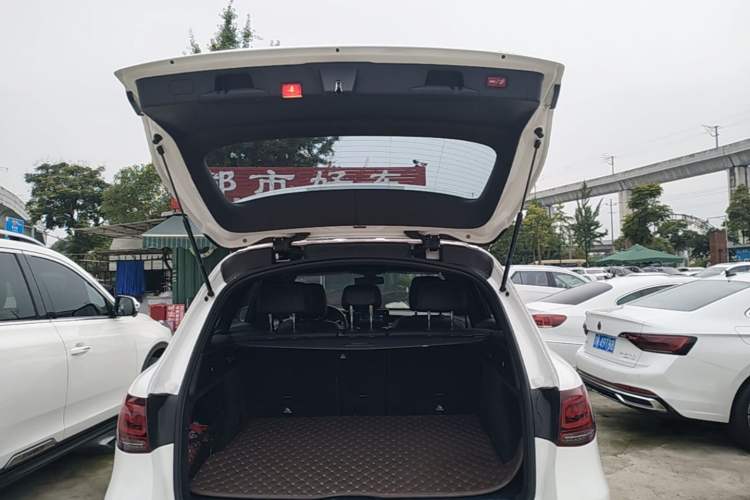 Used Mercedes-Benz GLC 2020 Facelifted GLC 260 L 4MATIC Dynamic Edition Trunk