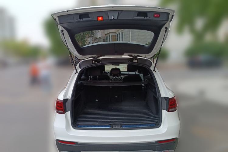 Used Mercedes-Benz GLC 2020 Facelifted GLC 260 L 4MATIC Dynamic Edition Trunk