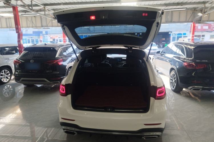 Used Mercedes-Benz GLC 2020 GLC 300 L 4MATIC Dynamic Edition Trunk