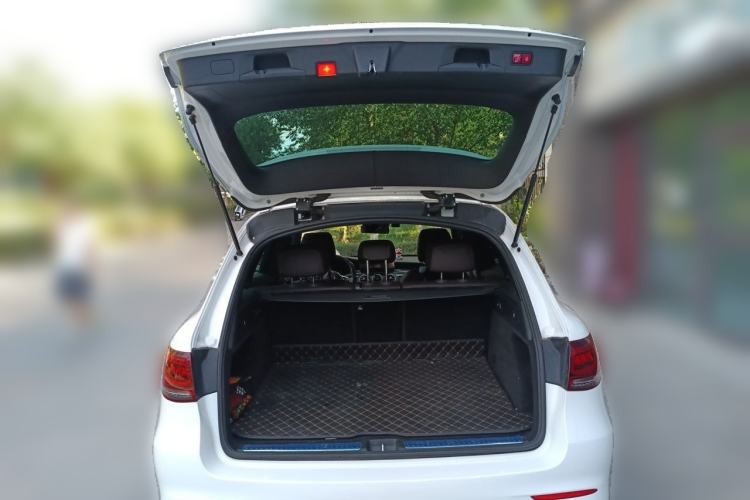 Used Mercedes-Benz GLC 2020 GLC 300 L 4MATIC Dynamic Edition Trunk