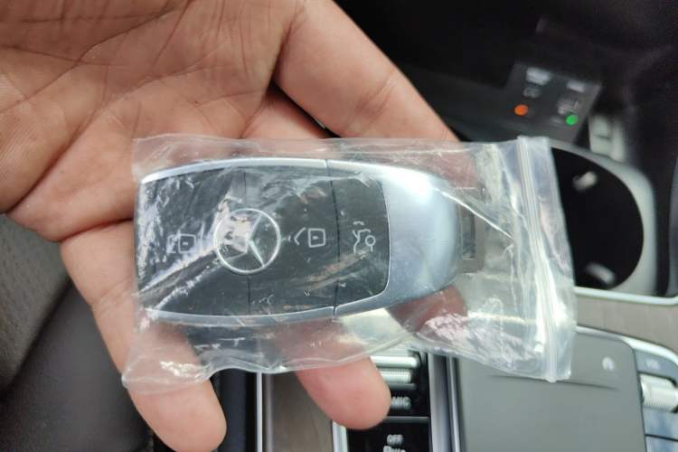 Used Mercedes-Benz GLC 2020 GLC 300 L 4MATIC Dynamic Edition Vehicle Key