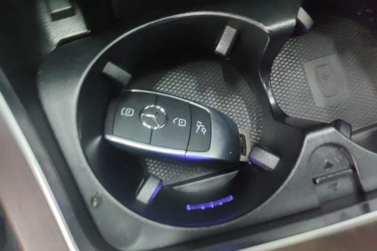 Used Mercedes-Benz GLC 2020 GLC 260 L 4MATIC Luxury Model Vehicle Key
