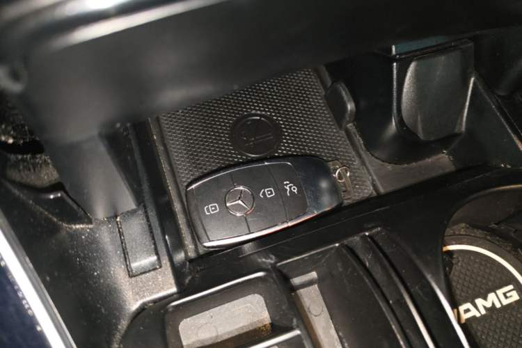 Used Mercedes-Benz GLC 2020 Facelifted GLC 260 L 4MATIC Dynamic Edition Vehicle Key