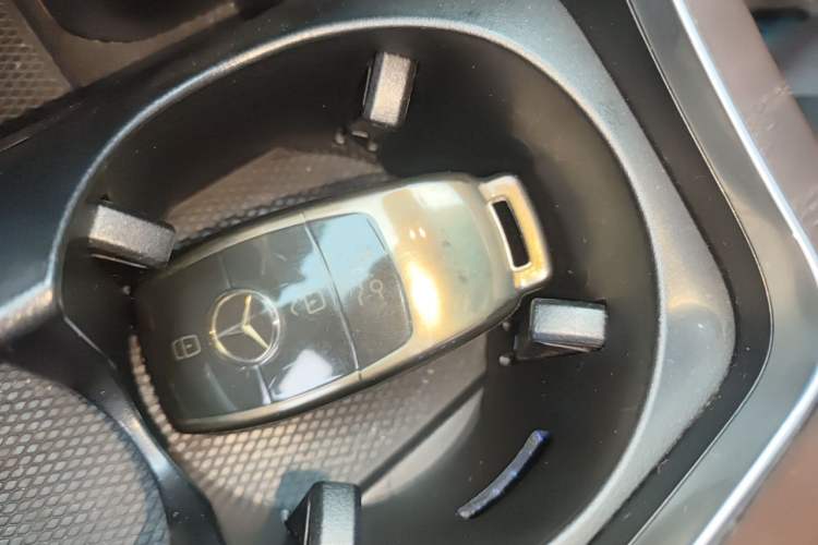 Used Mercedes-Benz GLC 2020 GLC 300 L 4MATIC Dynamic Edition Vehicle Key