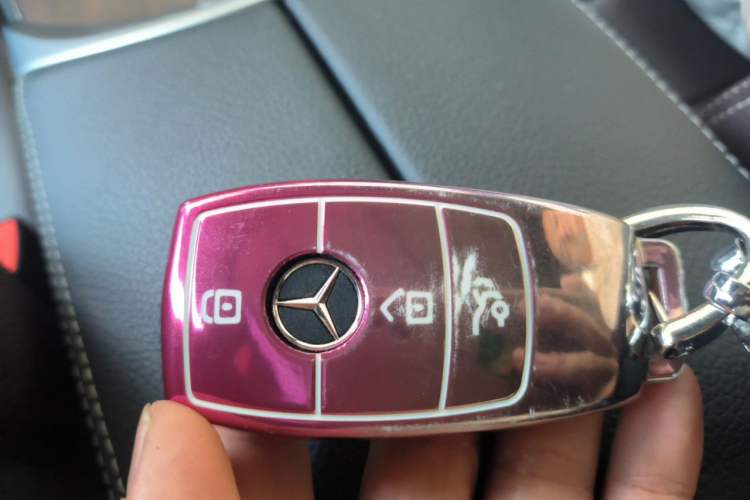 Used Mercedes-Benz GLC 2020 GLC 300 L 4MATIC Luxury Model Vehicle Key