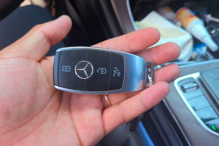 Used Mercedes-Benz GLC 2020 GLC 300 L 4MATIC Dynamic Edition Vehicle Key