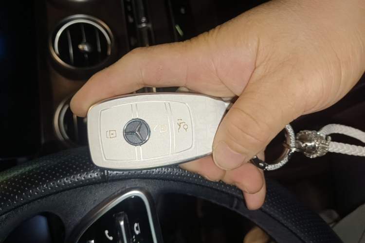 Used Mercedes-Benz GLC 2020 Facelift GLC 300 L 4MATIC Dynamic Edition Vehicle Key