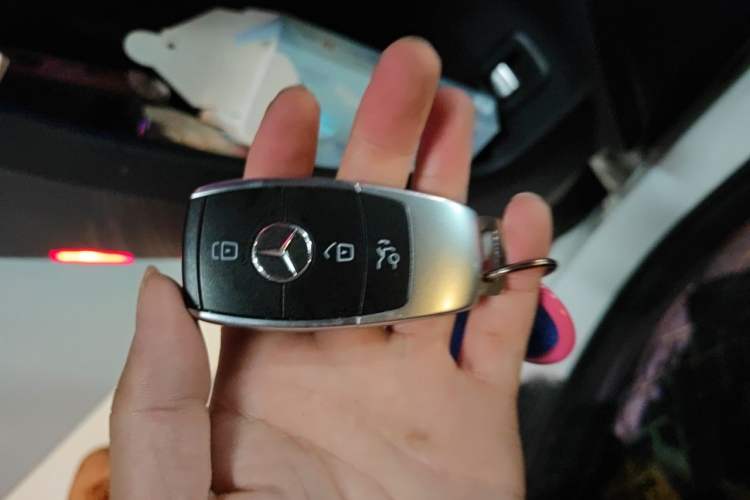 Used Mercedes-Benz GLC 2020 Facelift GLC 300 L 4MATIC Dynamic Edition Vehicle Key