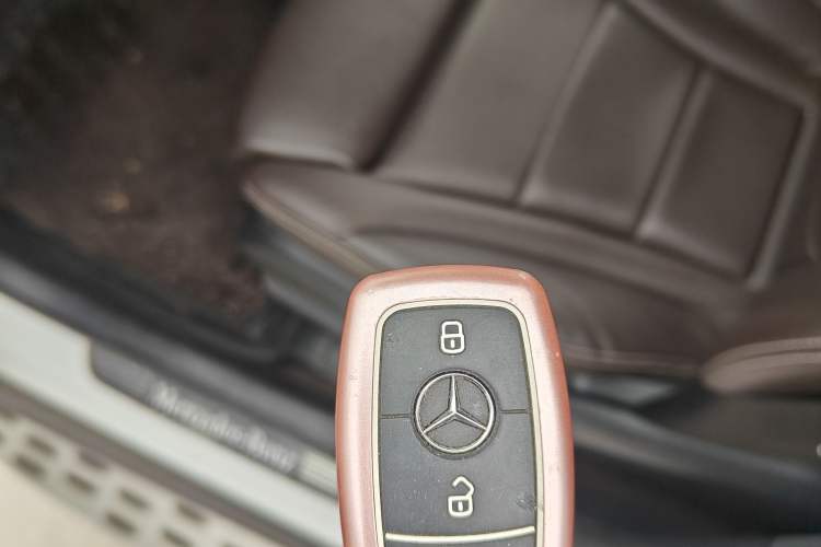 Used Mercedes-Benz GLC 2020 Facelift GLC 300 L 4MATIC Dynamic Edition Vehicle Key