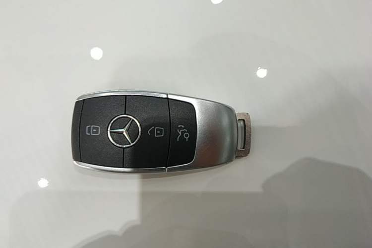 Used Mercedes-Benz GLC 2020 GLC 300 L 4MATIC Dynamic Edition Vehicle Key