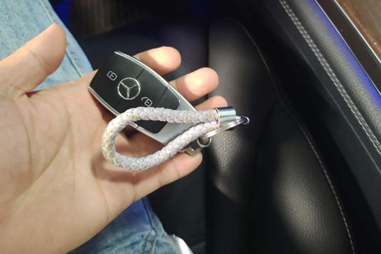 Used Mercedes-Benz GLC 2020 Facelift GLC 300 L 4MATIC Dynamic Edition Vehicle Key