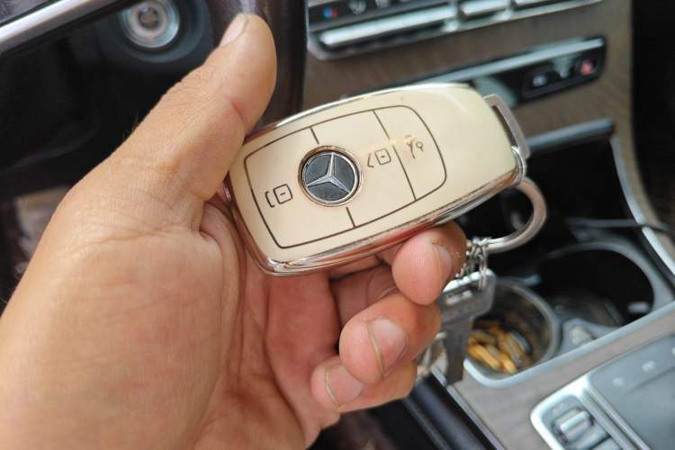 Used Mercedes-Benz GLC 2020 GLC 300 L 4MATIC Dynamic Edition Vehicle Key