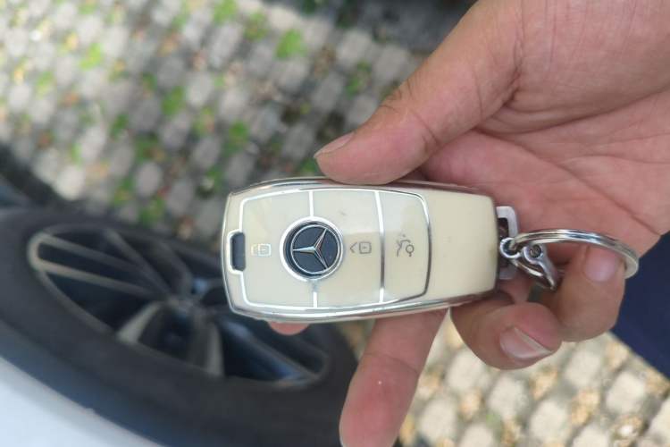 Used Mercedes-Benz GLC 2020 Facelift GLC 300 L 4MATIC Dynamic Edition Vehicle Key
