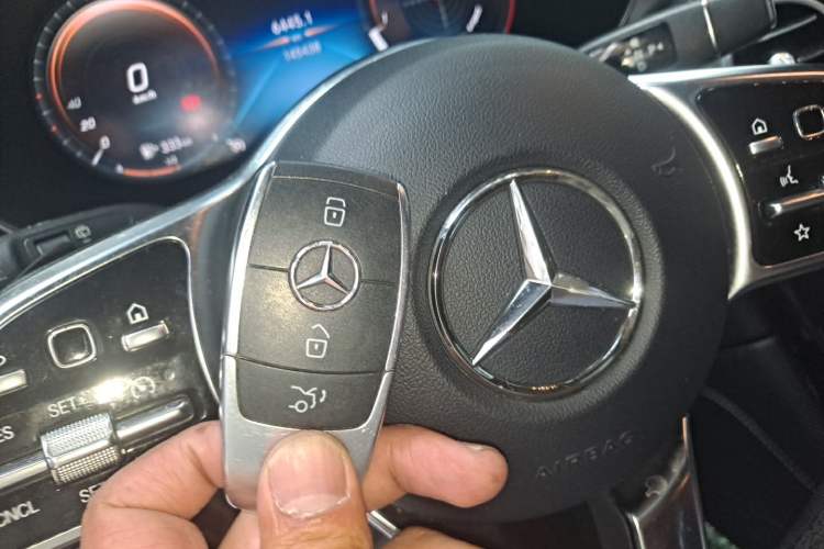 Used Mercedes-Benz GLC 2020 GLC 300 L 4MATIC Dynamic Edition Vehicle Key