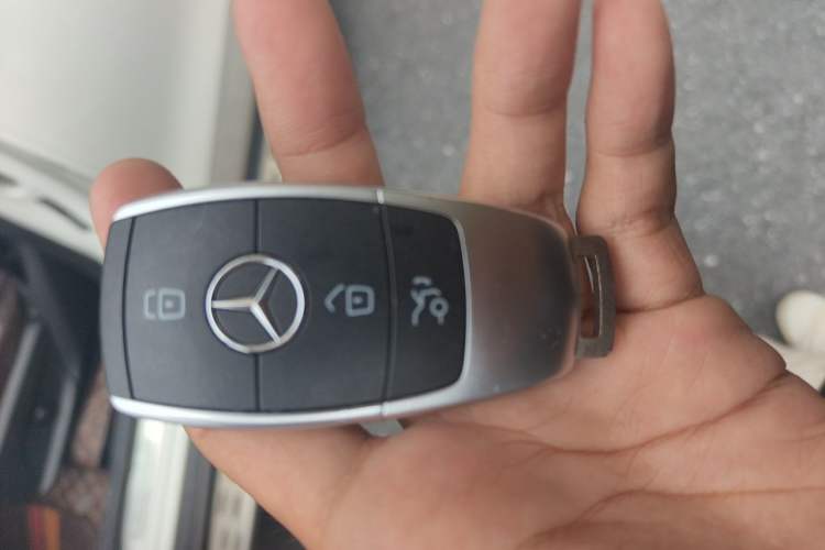Used Mercedes-Benz GLC 2020 Facelift GLC 300 L 4MATIC Dynamic Edition Vehicle Key