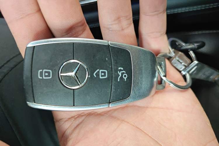 Used Mercedes-Benz GLC 2020 GLC 300 L 4MATIC Dynamic Edition Vehicle Key