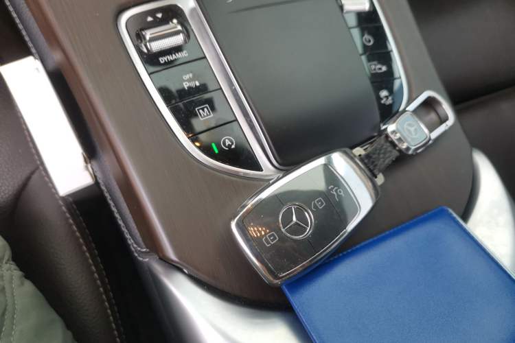 Used Mercedes-Benz GLC 2020 Facelifted GLC 260 L 4MATIC Dynamic Edition Vehicle Key