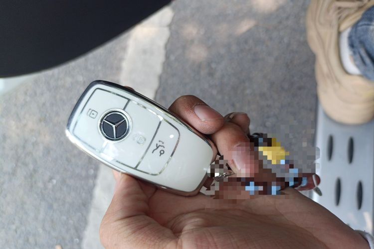 Used Mercedes-Benz GLC 2020 GLC 300 L 4MATIC Dynamic Edition Vehicle Key