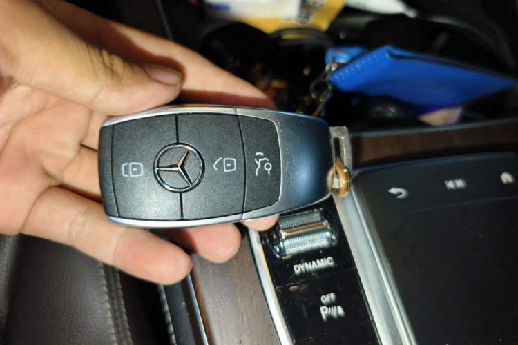 Used Mercedes-Benz GLC 2020 Facelift GLC 300 L 4MATIC Dynamic Edition Vehicle Key