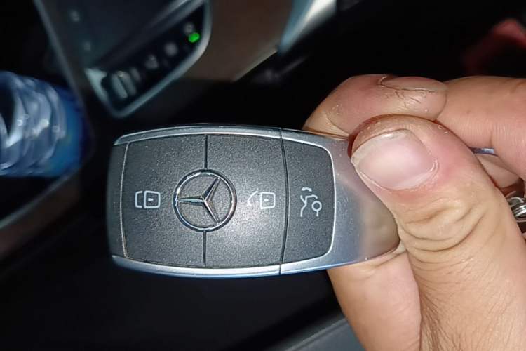 Used Mercedes-Benz GLC 2020 Facelift GLC 300 L 4MATIC Dynamic Edition Vehicle Key