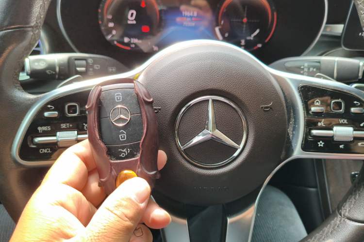 Used Mercedes-Benz GLC 2020 Facelift GLC 300 L 4MATIC Dynamic Edition Vehicle Key