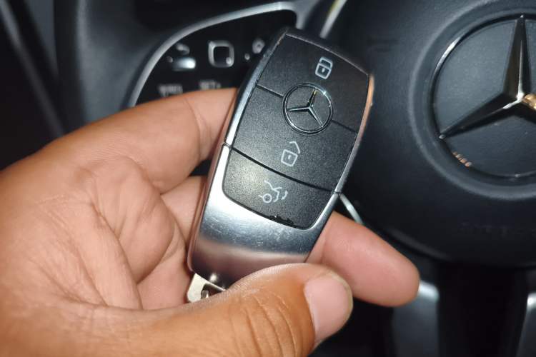 Used Mercedes-Benz GLC 2020 Facelifted GLC 260 L 4MATIC Dynamic Edition Vehicle Key