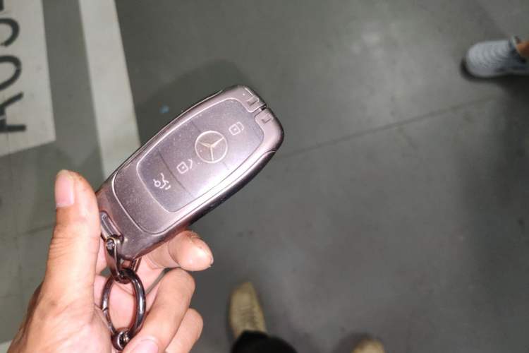 Used Mercedes-Benz GLC 2020 Facelift GLC 300 L 4MATIC Dynamic Edition Vehicle Key