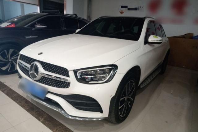Ojetý Mercedes-Benz GLC 2020 Facelift GLC 300 L 4MATIC Dynamic Edition