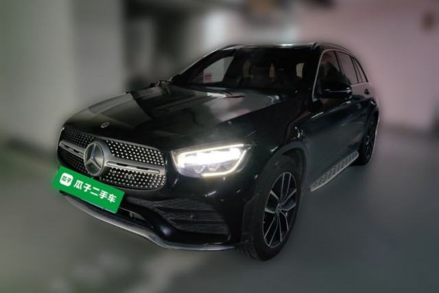 Ojetý Mercedes-Benz GLC 2021 GLC 300 L 4MATIC Dynamic Model