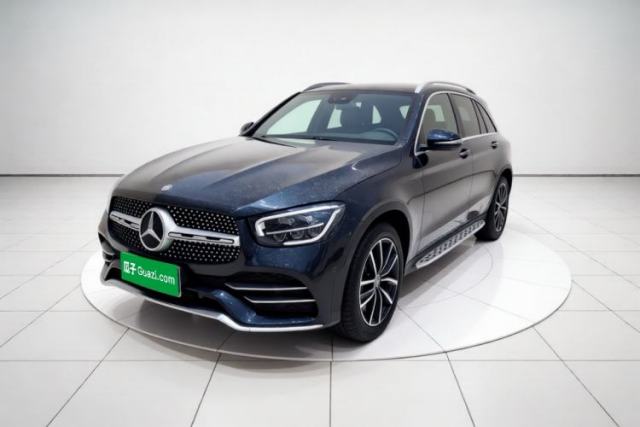Mercedes-Benz GLC 2021 GLC 300 L 4MATIC Dynamic Model مستعملة