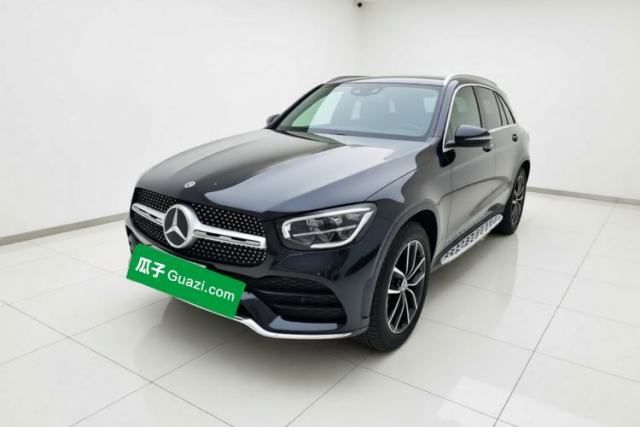 Ojetý Mercedes-Benz GLC 2021 GLC 300 L 4MATIC Dynamic Model