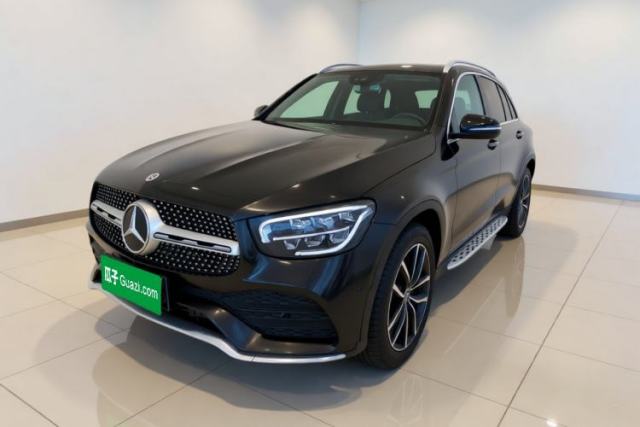 Ojetý Mercedes-Benz GLC 2021 GLC 300 L 4MATIC Dynamic Model