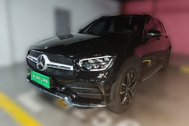 Ojetý Mercedes-Benz GLC 2021 GLC 300 L 4MATIC Dynamic Model